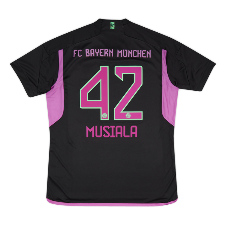 2023-24 FC Bayern München 2a Equipación