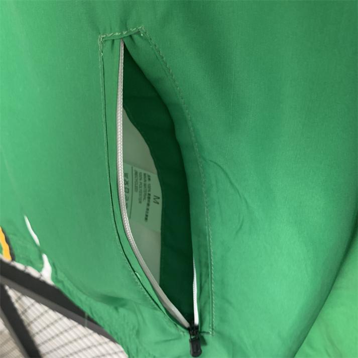 Jamaica Windbreaker