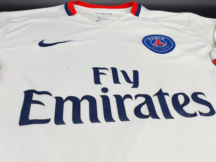 2015-16 Paris Saint-Germain 2a Equipación