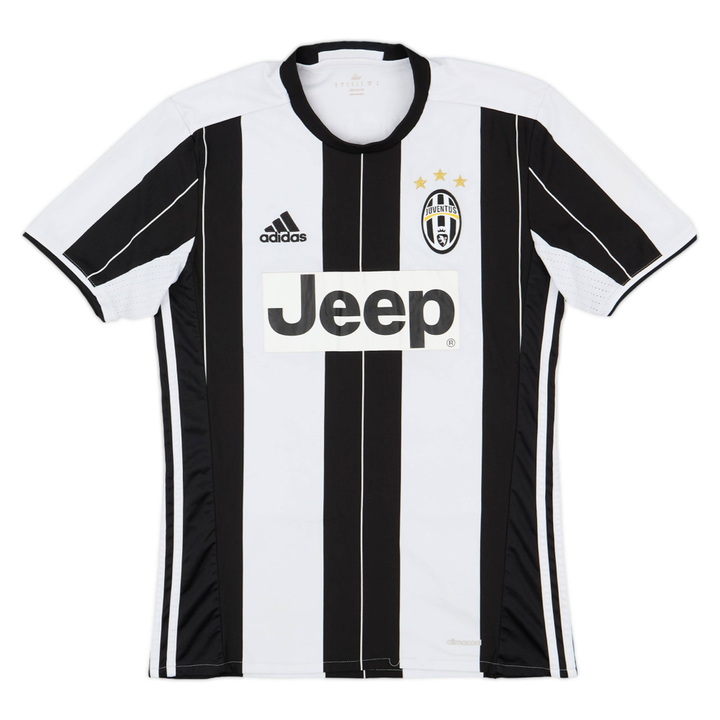 2016-17 Juventus FC 1a Equipación