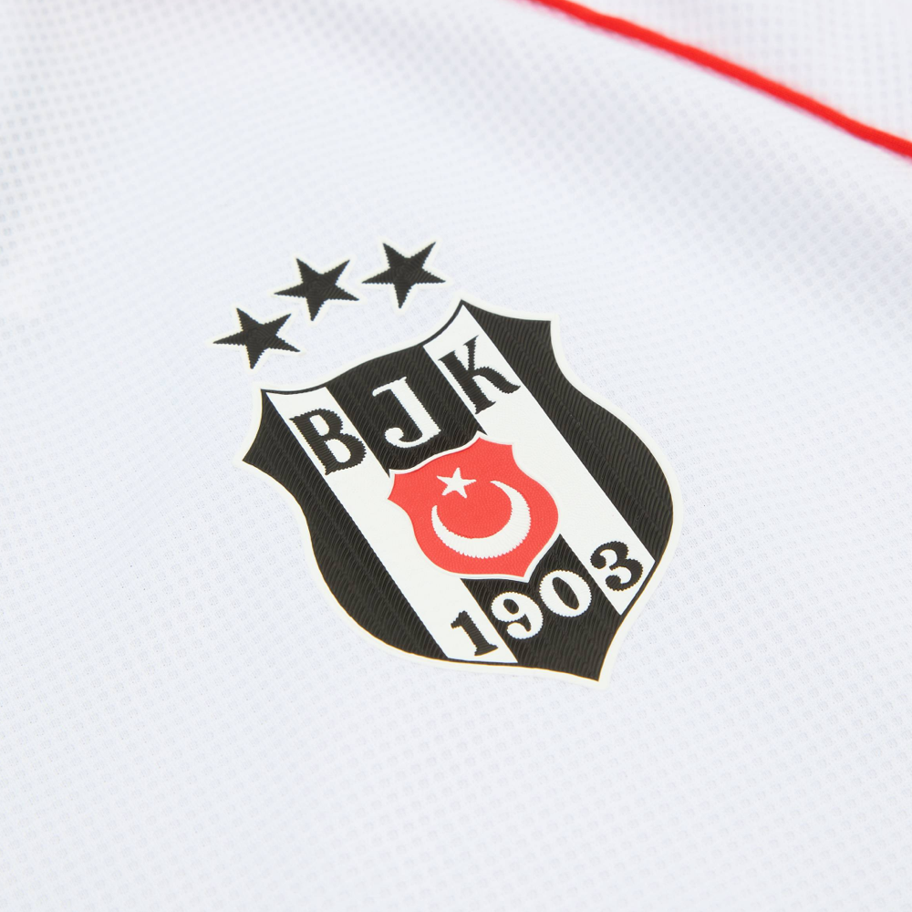 2025-26 Beşiktaş JK 1a Equipación