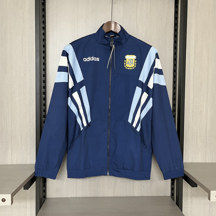 Argentine windbreaker
