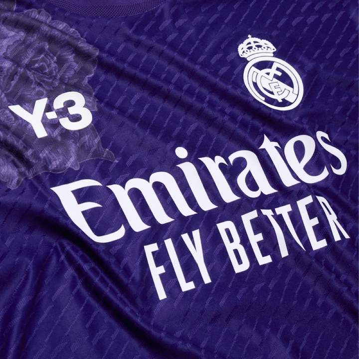 2023-24 Real Madrid CF 3a Equipación