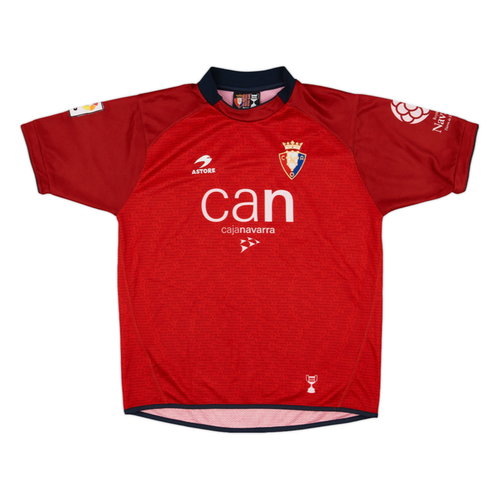 2004-05 CA Osasuna 1a Equipación