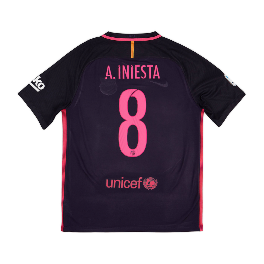 2016-17 FC Barcelona Extérieur
