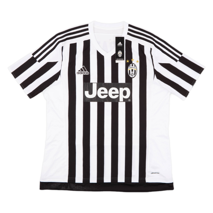 2015-16 Juventus FC 1a Equipación