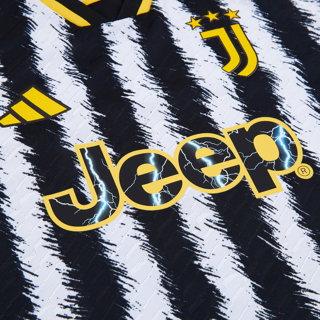 Kit domicile de la Juventus FC 2023-24