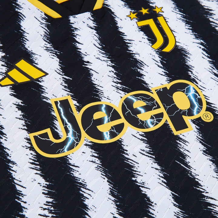 Kit domicile de la Juventus FC 2023-24