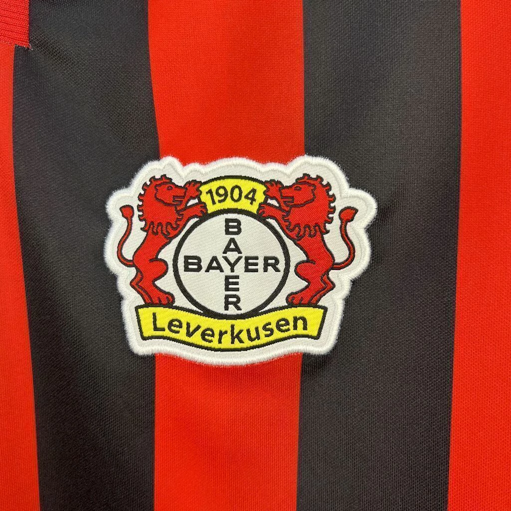 2000-01 Bayer 04 Leverkusen 1a Equipación