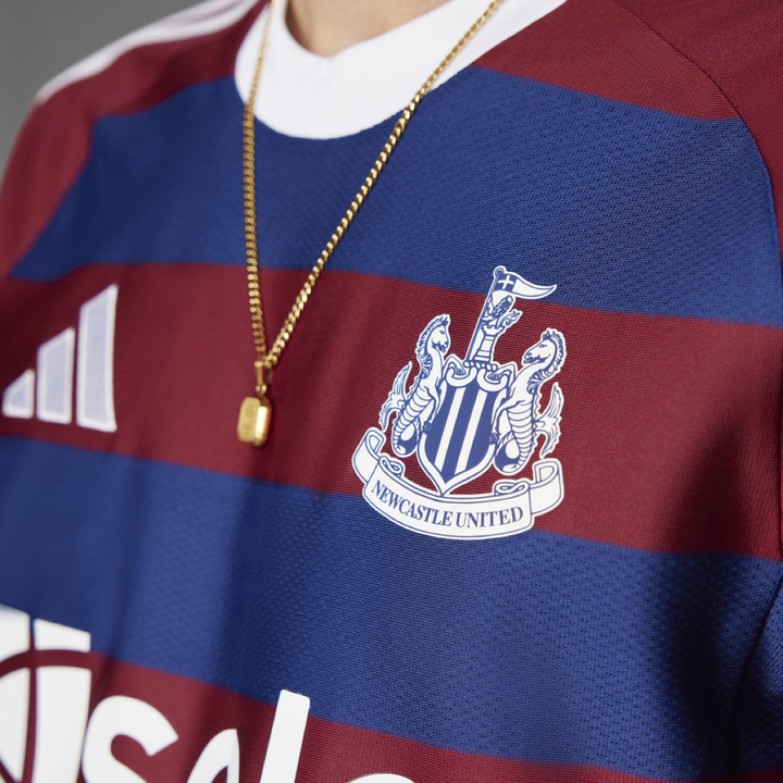 2024-25 Newcastle United FC 2a Equipación